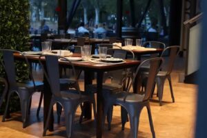 114 Tapes & Cocktails