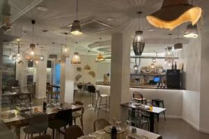 2.0 By Roy Lounge Restaurant