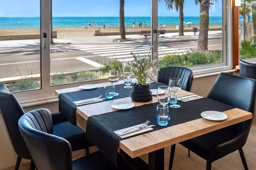 4R Casablanca Restaurant