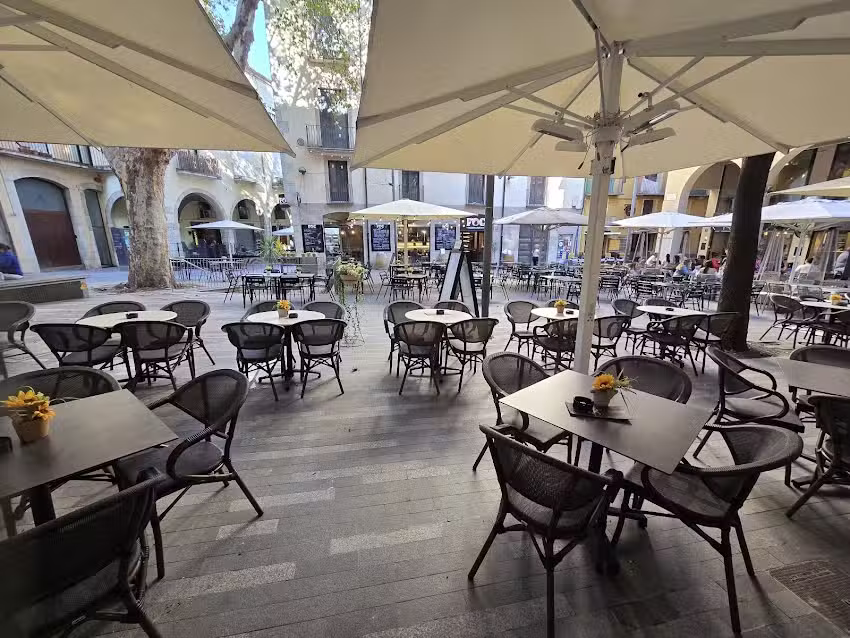 50 Voltes Restaurant