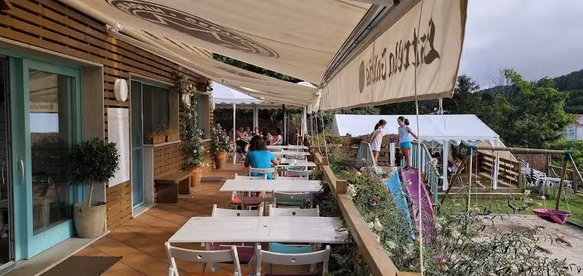 A Bra&ntilde;a Restaurante & Bar | Ecoturismo R&iacute;a de Lires