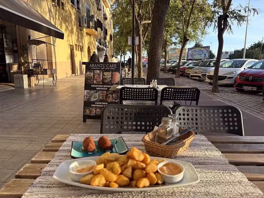 Abantu Cafe