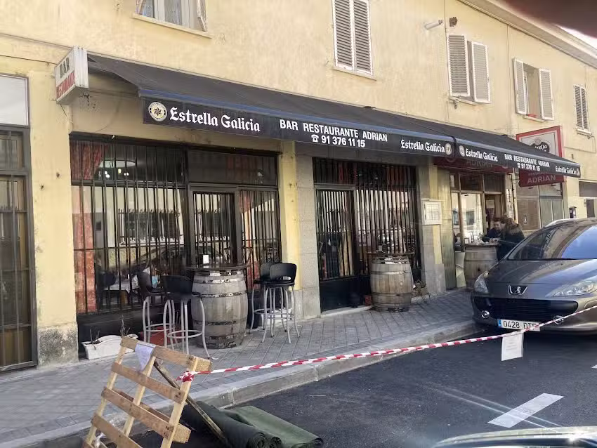 Adri&aacute;n Restaurante