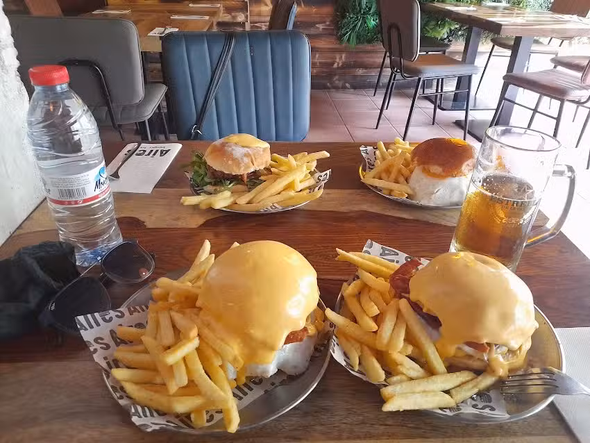 Aires Burger Bar | San Vicente Del Raspeig