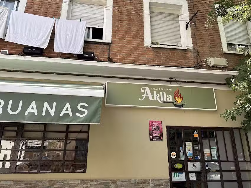 Aklla &ndash; Tapas Peruanas