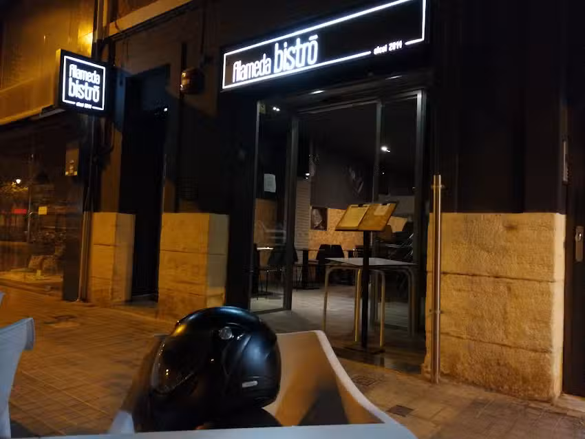 Alameda Bistr&oacute;