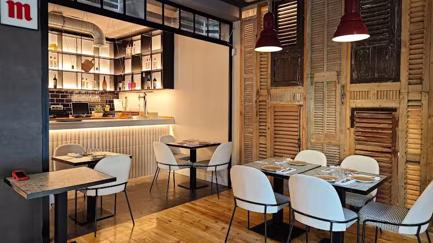 Albedr&iacute;o. Un poco de aqu&iacute; y de all&aacute;. La taberna viajera del grupo Triana.