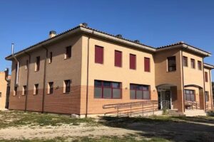 Albergue La Sabina de la Asociaci&oacute;n Down Huesca. Fonz