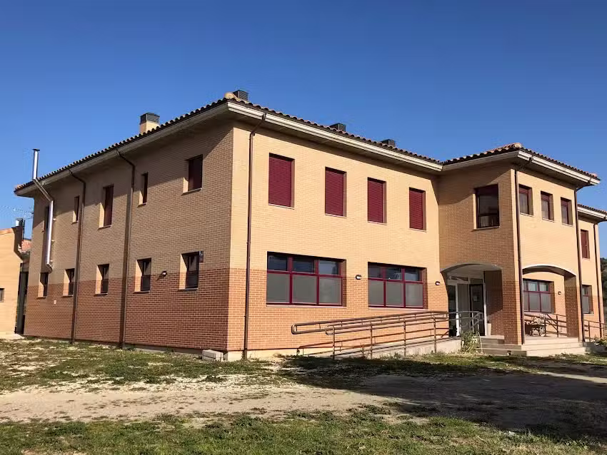 Albergue La Sabina de la Asociaci&oacute;n Down Huesca. Fonz