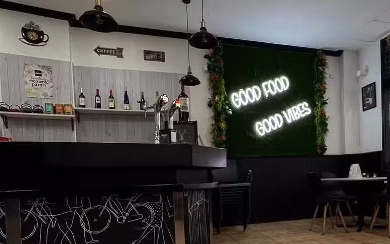 ALLIN good food and good vibes