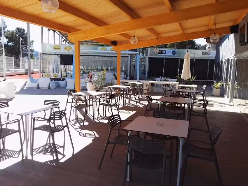 Altamira P&aacute;del & Fitness