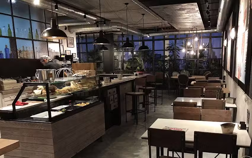 AMAQU&Iacute;A O Porri&ntilde;o