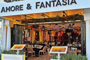 AMORE E FANTASIA Frontl Line in Puerto Banus, Italian Restaurant with Terrace & Views, Pizzeria with Wood Fired Oven