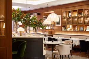 AM&Oacute;S Restaurante