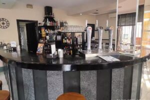 An c&aacute; Manu&eacute; caf&eacute; bar