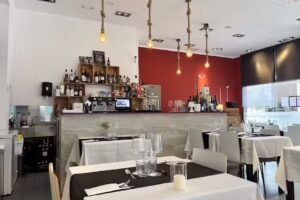 &Agrave;nima Restaurant