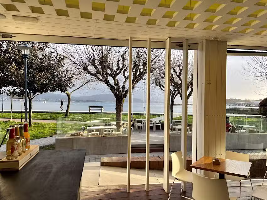 Ardora rest-club / Restaurante & C&oacute;cteleria