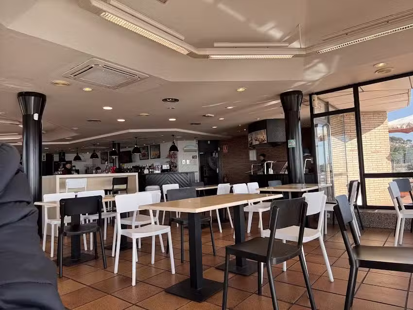 &Agrave;rea de Servei Maresme La Pausa &ndash; Sentit Nord