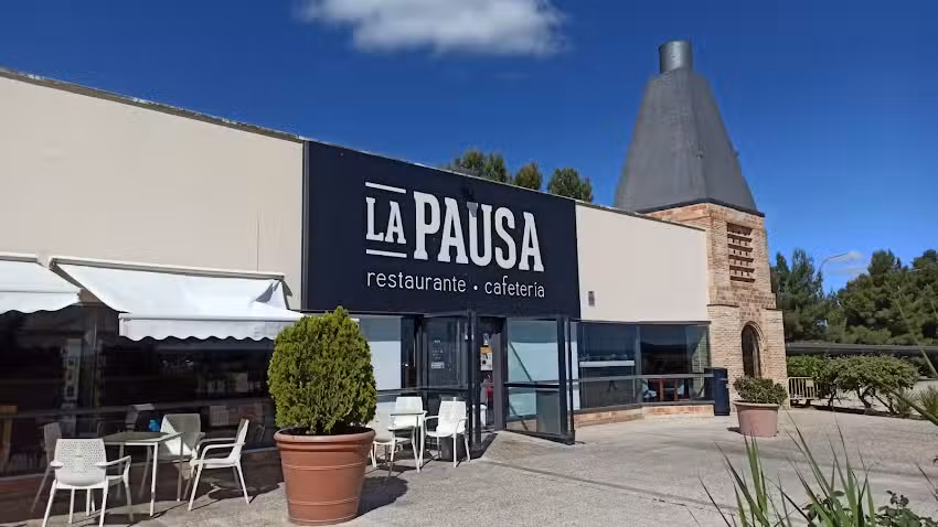 &Aacute;rea de Servicio Belinch&oacute;n La Pausa