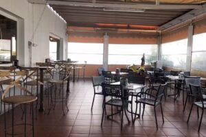 &Aacute;rea de Servicio Cepsa La Gran Familia