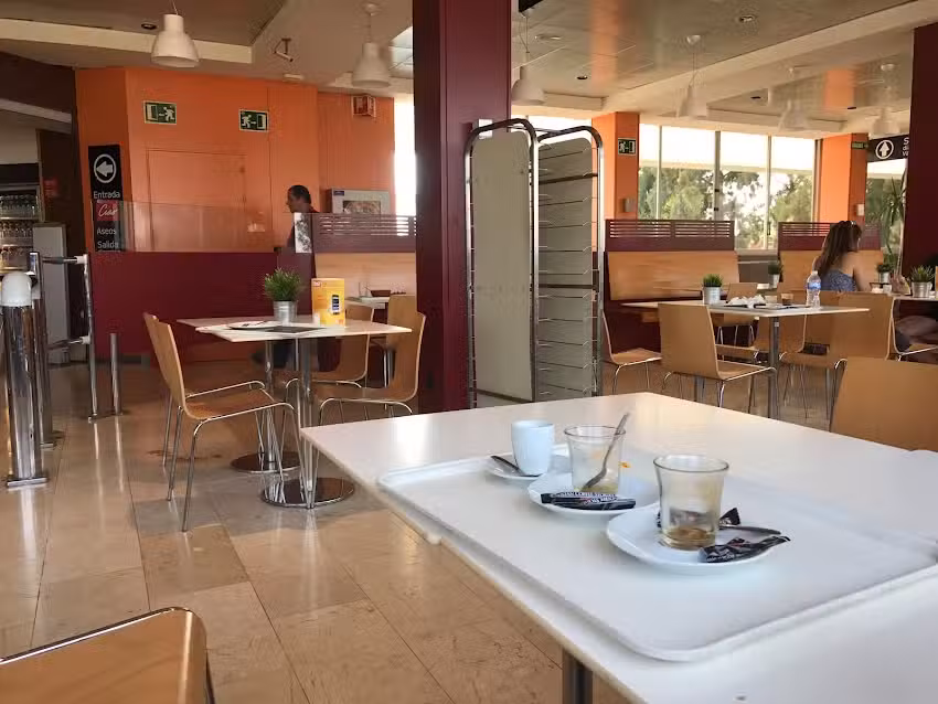 &Aacute;rea de Servicio La Plana