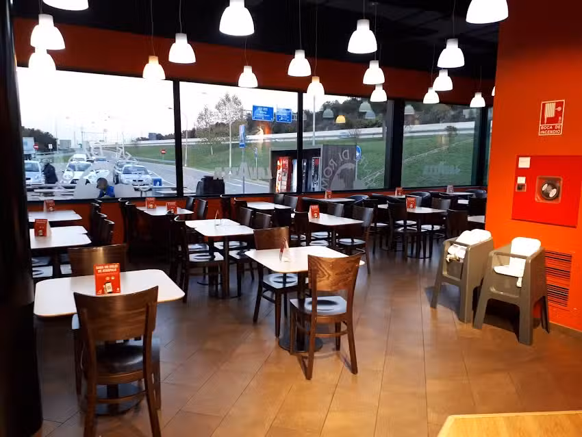 &Aacute;rea de Servicio La Selva COMO, Sentido Sur