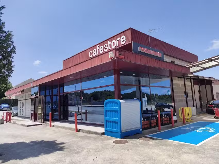 &Aacute;rea de servicio Miravalle Cafestore