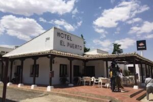 &Aacute;rea de Servicio Puerto L&aacute;pice La Pausa &ndash; Sentido Sur