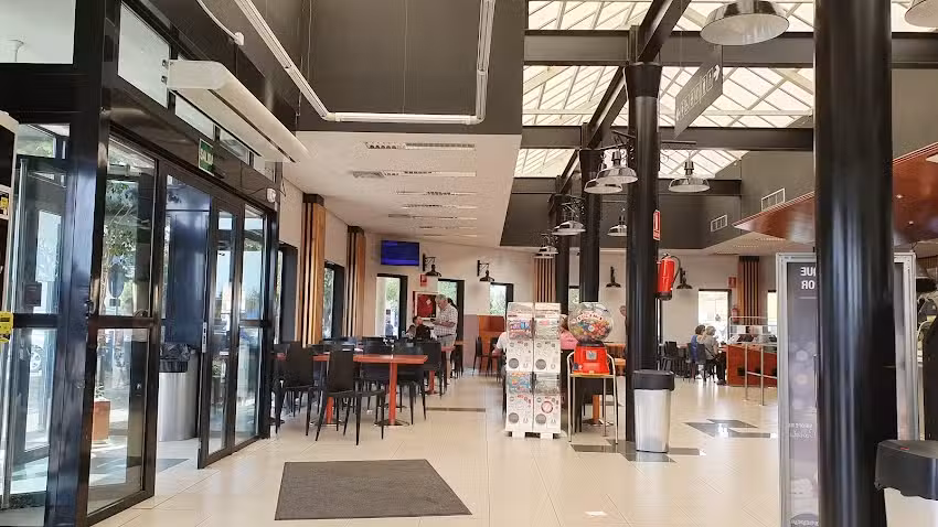 &Aacute;rea de Servicio Quintanapalla La Pausa