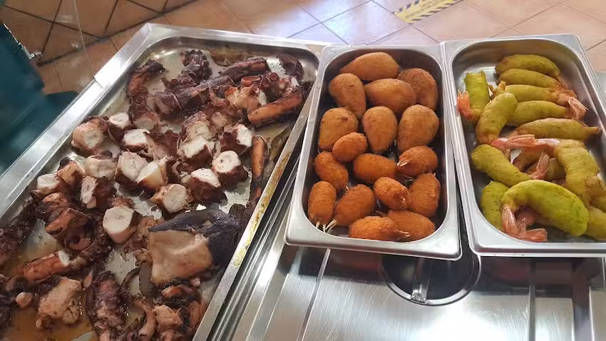 Asadero de pollos el sabor y comidas para llevar