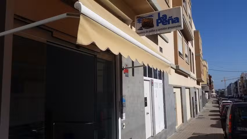 ASADERO DE POLLOS LA PE&Ntilde;A