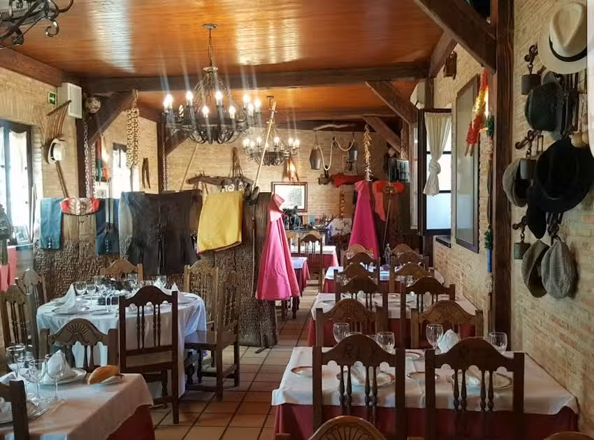 Asador de Le&ntilde;a El Rey