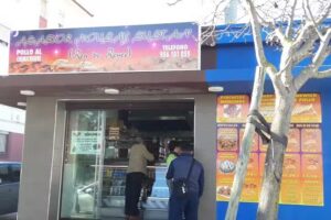 Asador de Pollos Dina