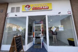 Asador de Pollos Flypaos Eats