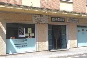 Asador de Pollos &laquo;Nuevos Sabores&raquo;