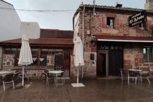 Asador El Adobe sidrer&iacute;a