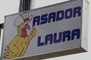 ASADOR LAURA