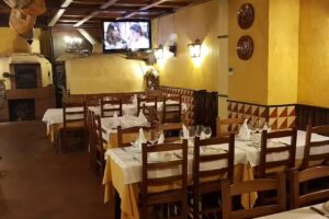 Asador Mes&oacute;n El Abuelo