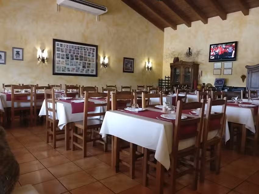 Asador Montelue&ntilde;o