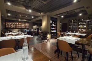 Asador Nicol&aacute;s