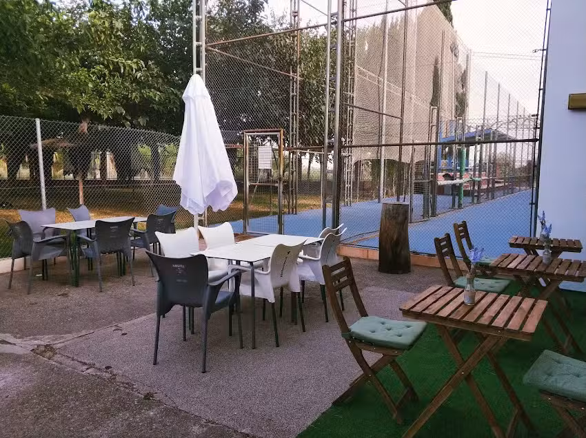 Asador Polideportivo Rocafort