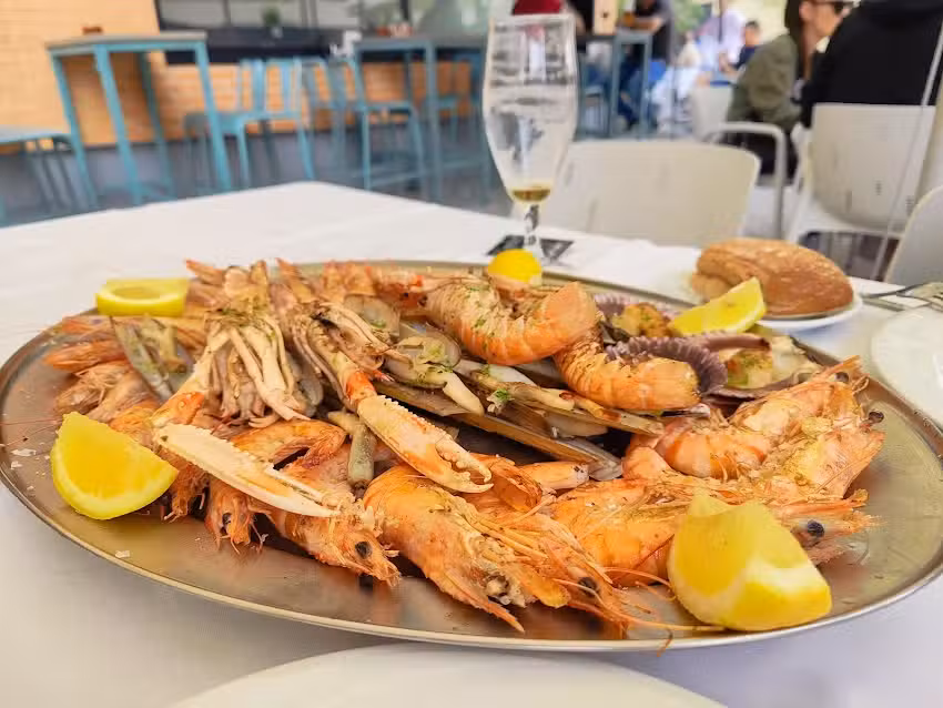 Atl&aacute;ntika Restaurante Arrocer&iacute;a-Marisquer&iacute;a