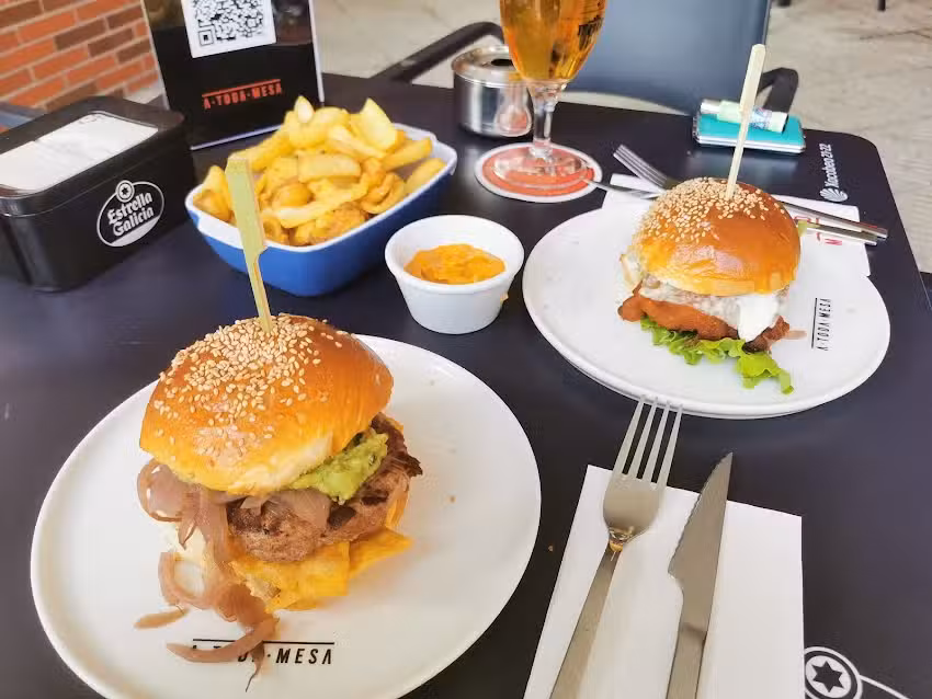 ATM | Hamburgueser&iacute;a en Oviedo