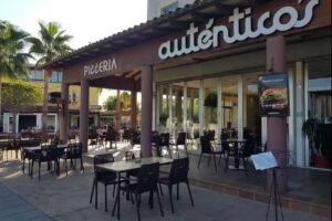 Aut&eacute;ntico&acute;s Restaurante