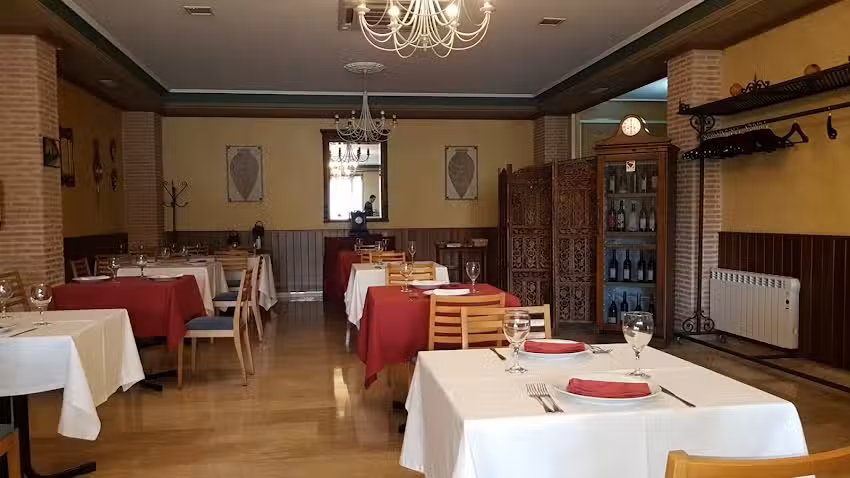 Avdarestaurantetinajas