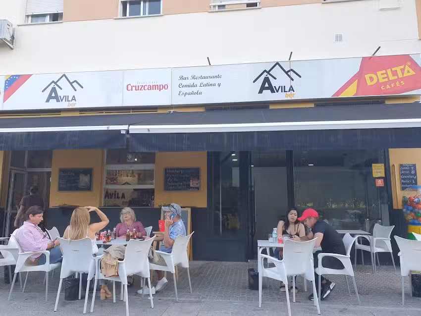 &Aacute;VILA BAR