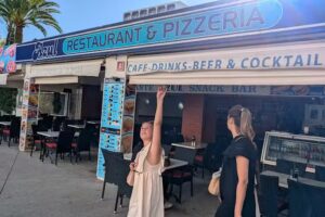 Azul Restaurant & Pizzeria