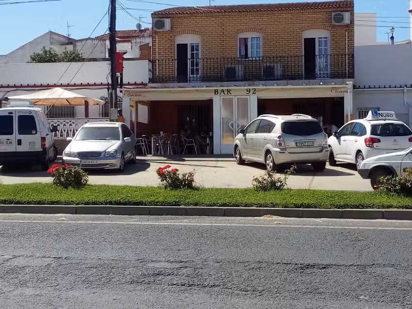 Bar 92