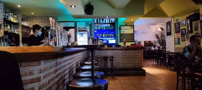 Bar Agualuna