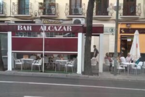 Bar Alc&aacute;zar